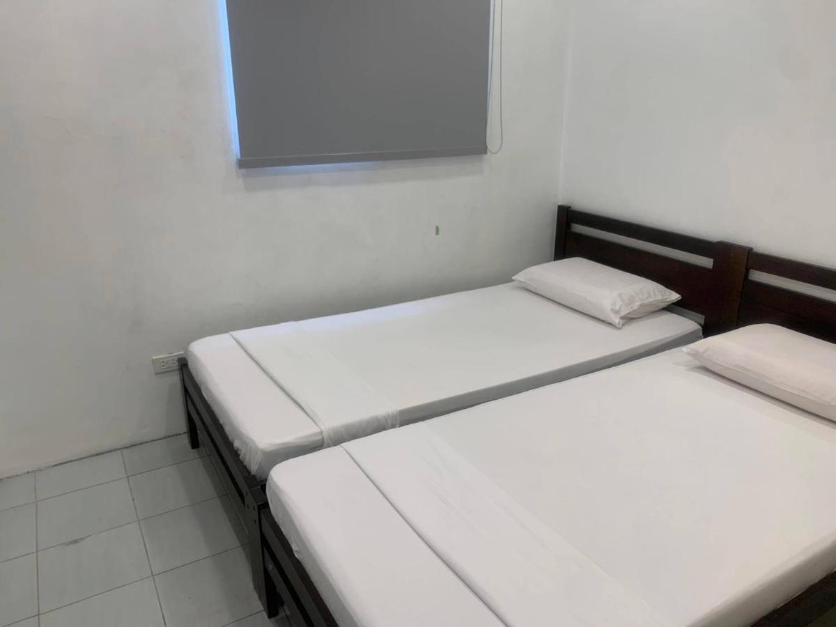 Nacho Hostel Cebu Bulacao Bagian luar foto
