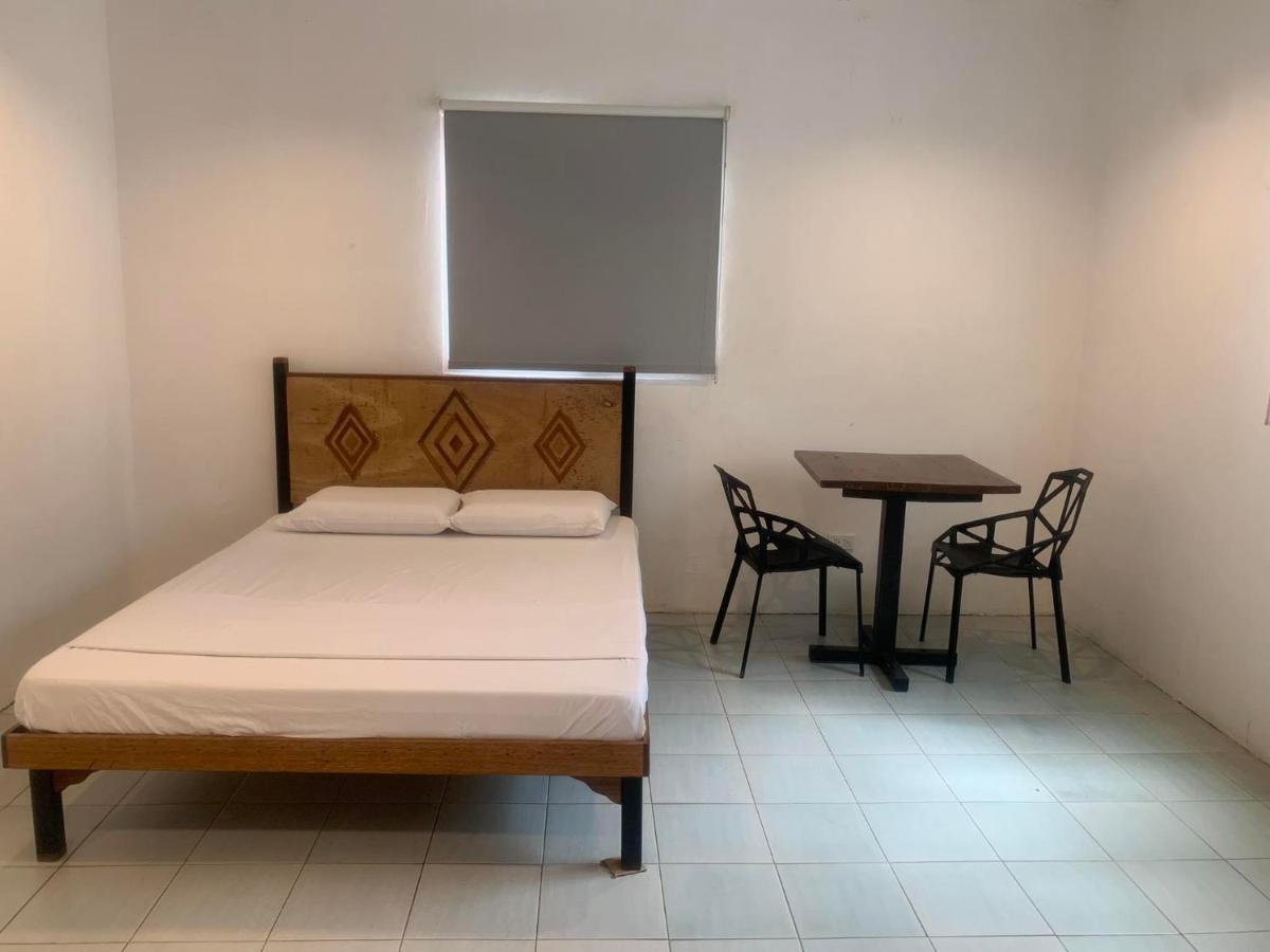 Nacho Hostel Cebu Bulacao Bagian luar foto