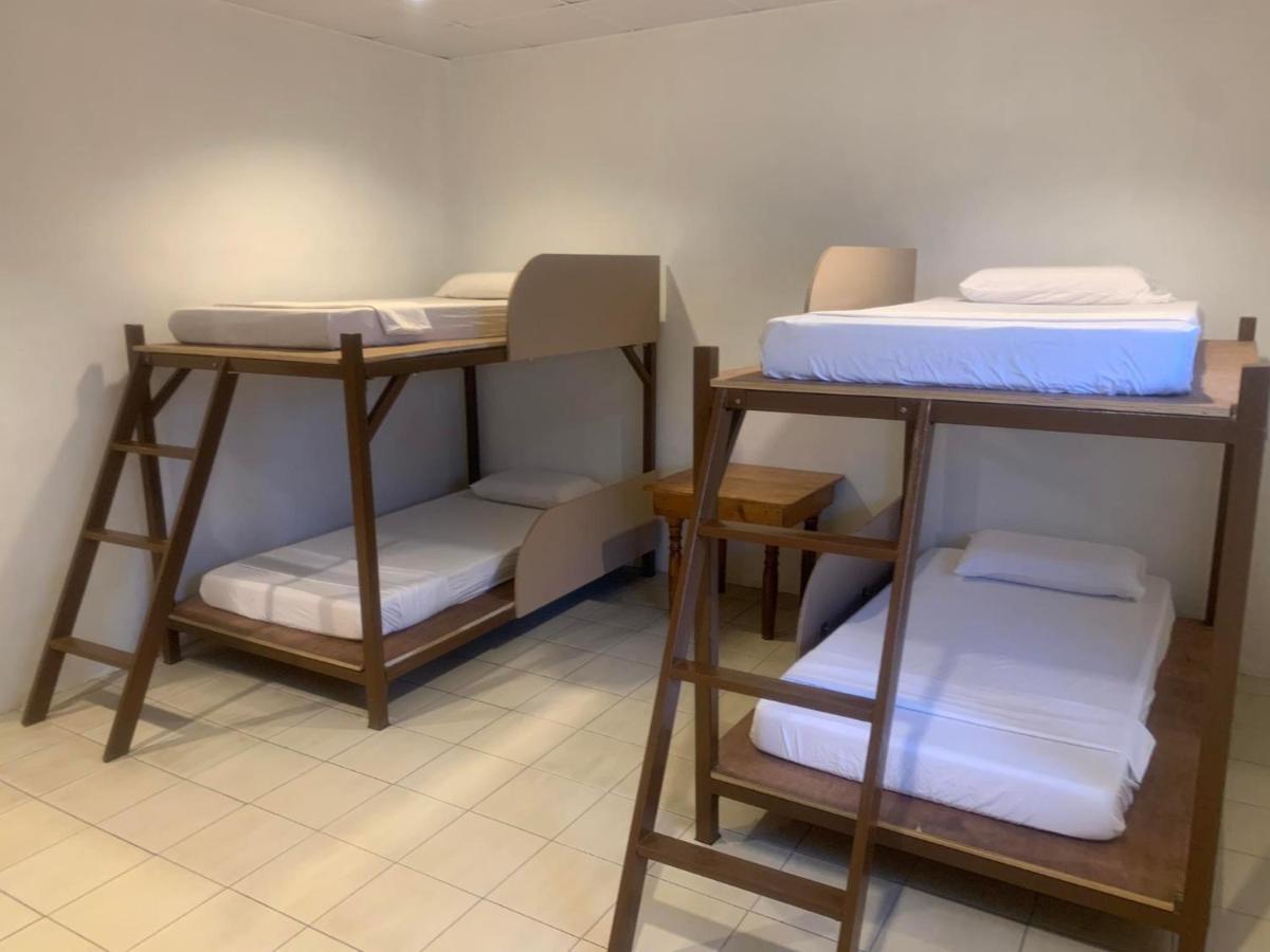 Nacho Hostel Cebu Bulacao Bagian luar foto